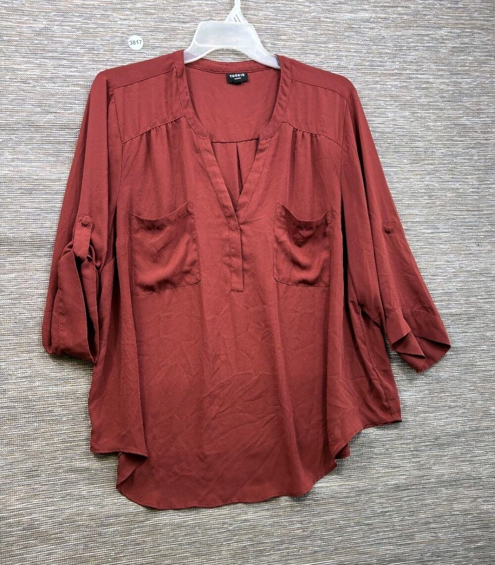 Torrid Harper Women's 3/4 Sleeve Sheer Top Size 2X Burgundy Front Pockets